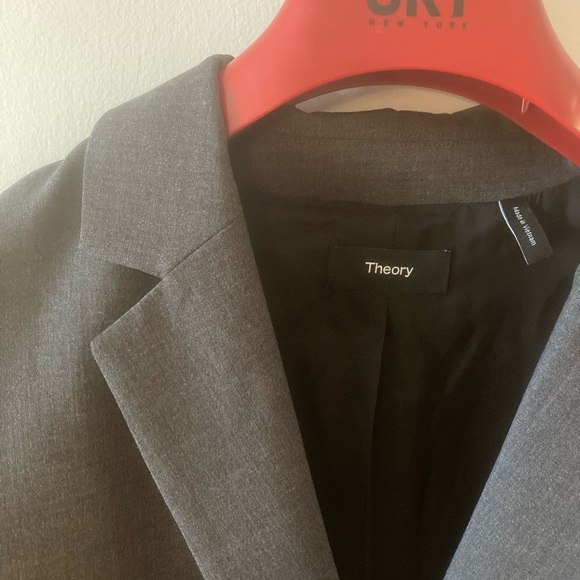 Theory Carissa Blazer 8 - Picture 4 of 6